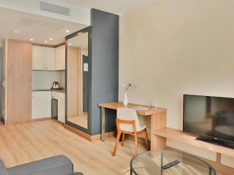 3C19FB300648ABCE507242BA14E412A1