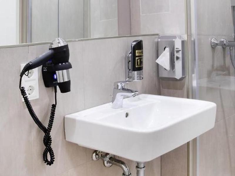 6C9CE381B4E60432BDF7D70D70C0F5ED