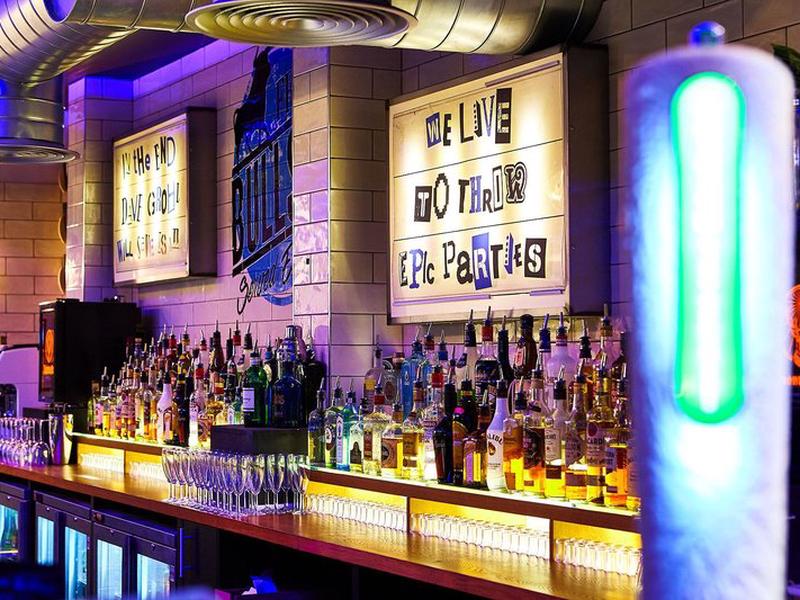 721A6831BF4105DF03D24B94413EF940