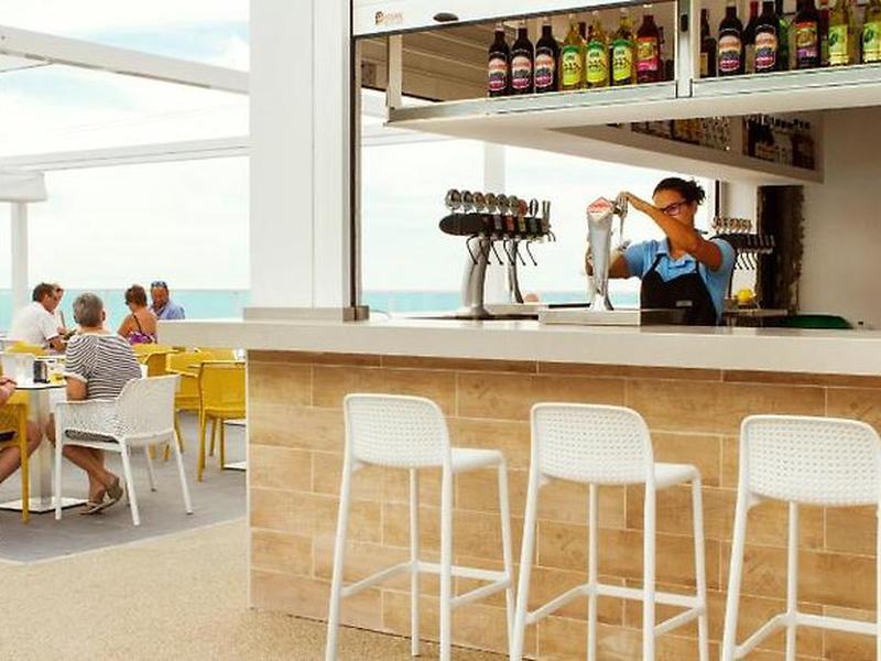 4B55A728D63644169D3471E9FF59F5EB