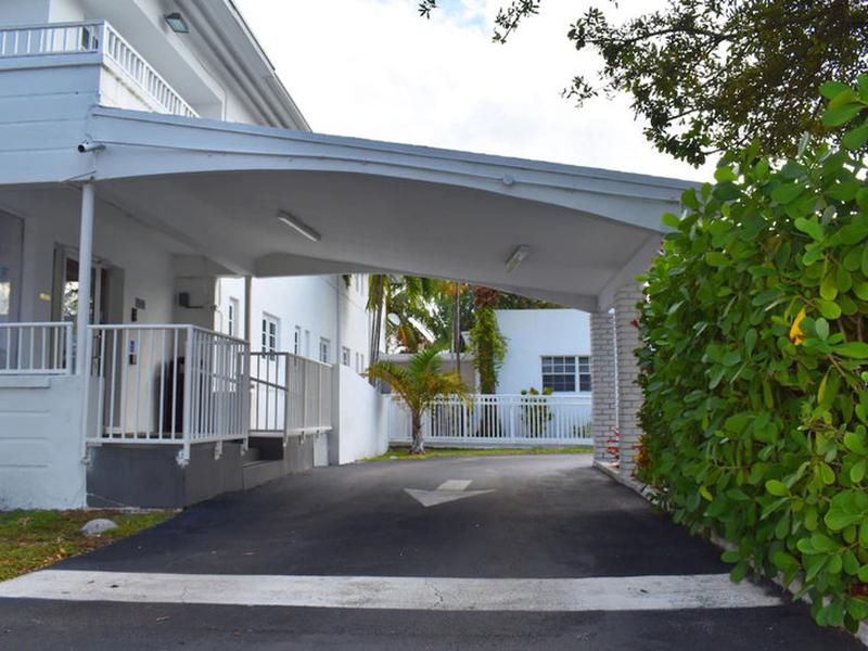 73A37C1DAF0A815A3AF674B75E0E402E