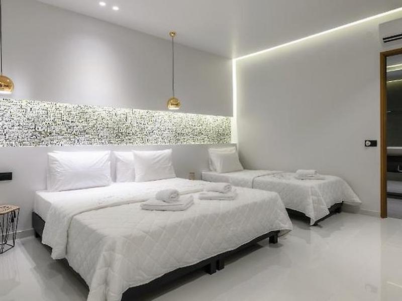 795E127B9E4229979E69EC20319F4AC7