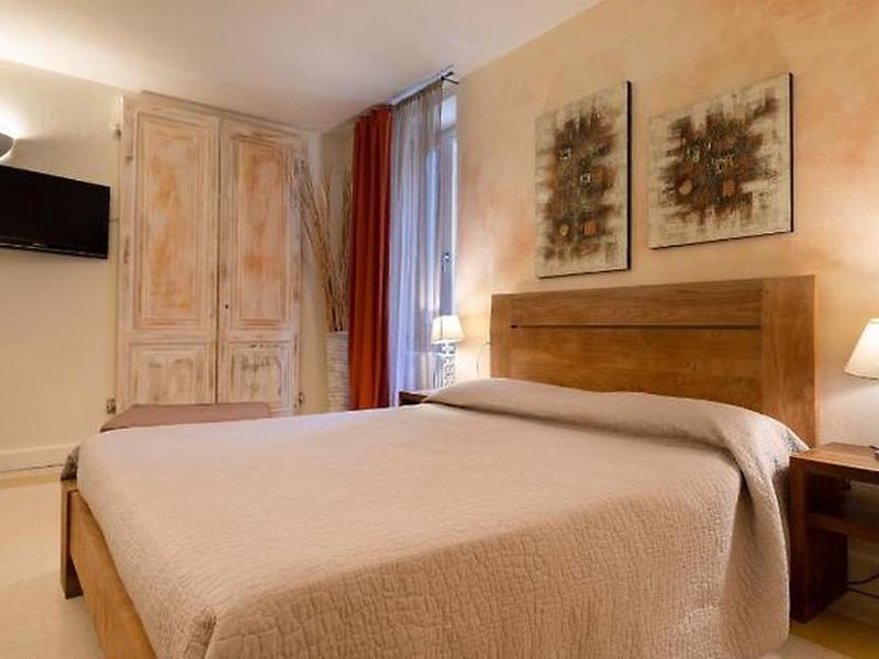 FEC6E4692D0AC5C7D0C6E5D1CE0D2F30