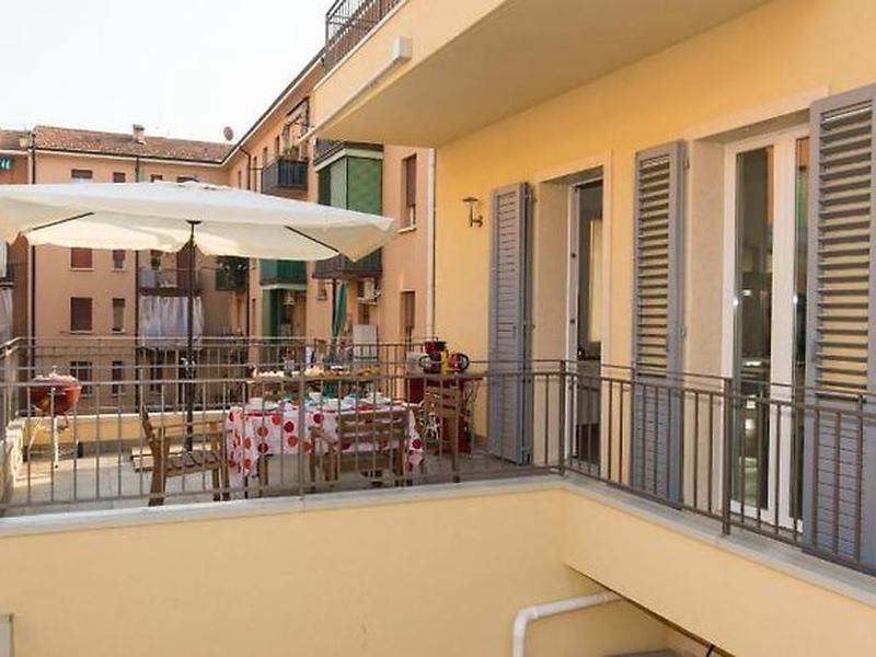 D82EE19A60B17DC3C4AB6F2B5D865240