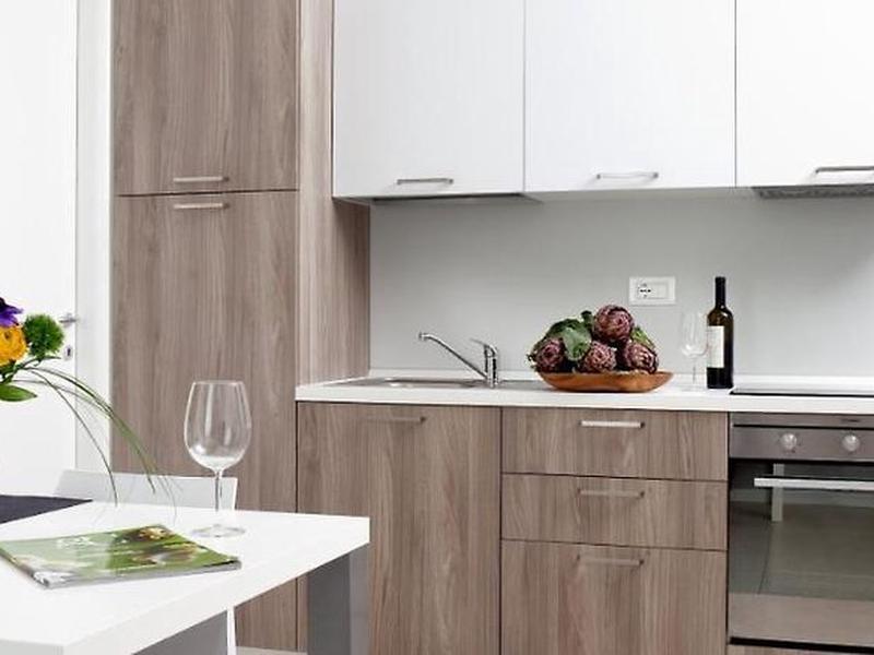 6715E4125AC471BEBB9A0FEE33670438