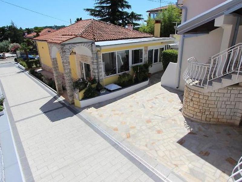 2ED161A3B21C3DAAADF00453FA66441F