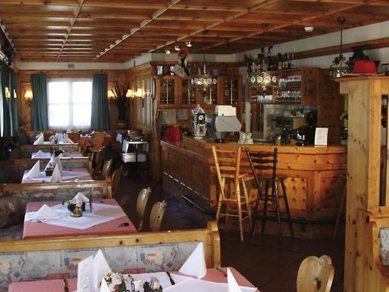 3BA1626DD3489FEB874F45F4AAD51ECB