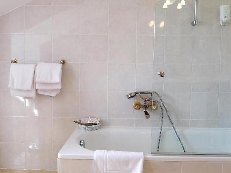 AB32EC8802D0DFBF6066586EBCD2D574