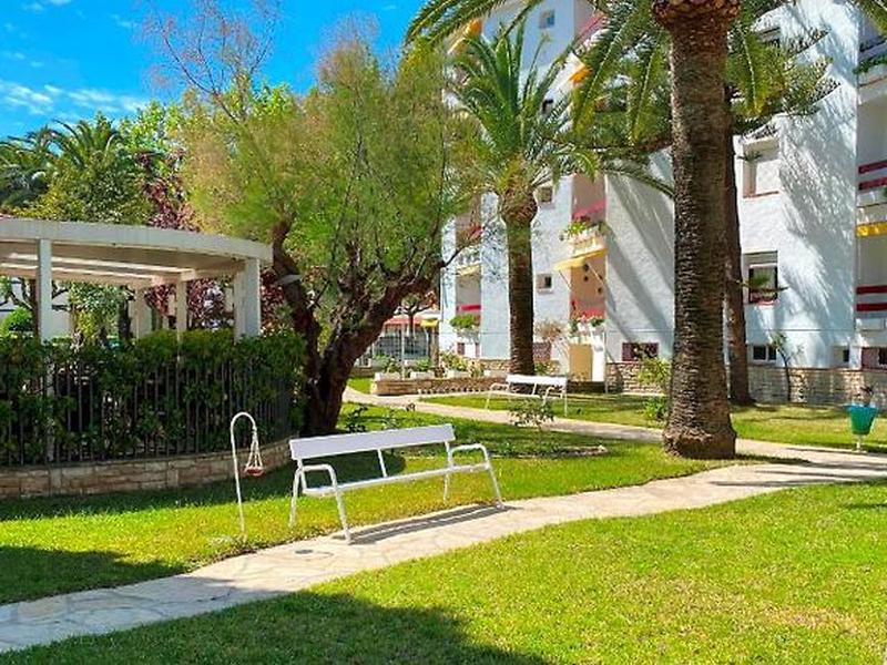 0DC8BD19AAA83E8ED6589A29002B9398