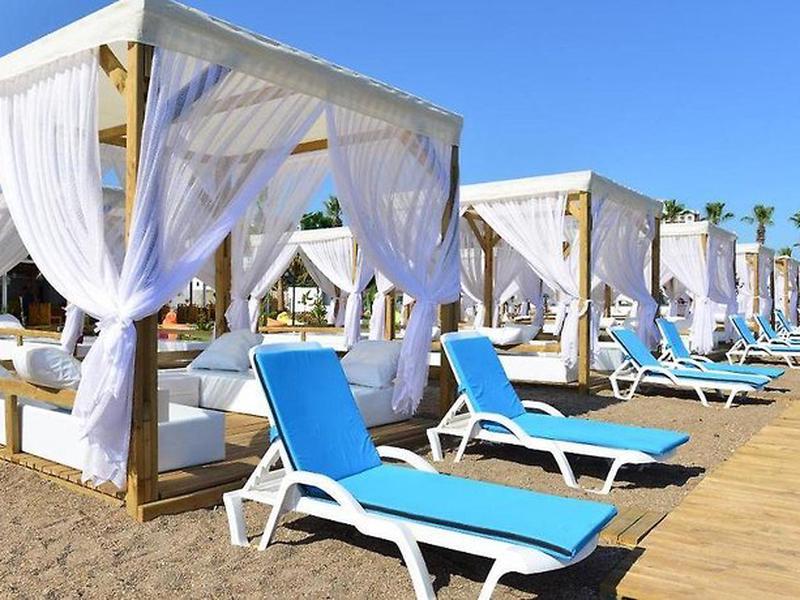 4842B06242F2661A4919287BA1F1D51E