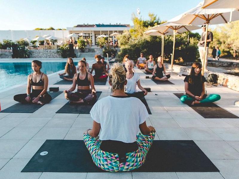 26AF14E10E2981CE109352CC1089651B