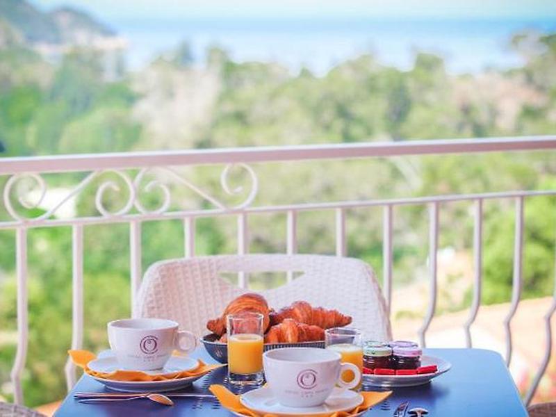 5FB297A2D1F52D91FCF25AC8B0A7236A