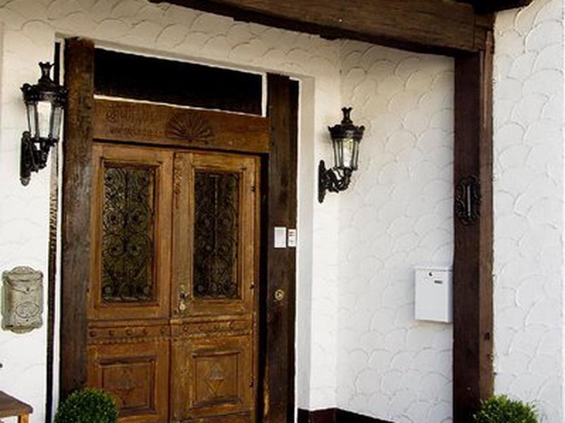 F4660C88040B43E13E60918054B8B70C