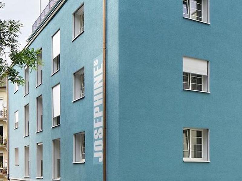 63221B12C4CBD5AE1AF8E179D3315AC6