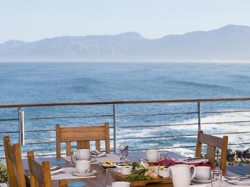 693232880FA336B9ED8EEEC916764721