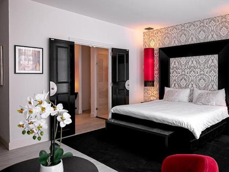 48E9FFA2B7F71AFC835D1A337207EE6A