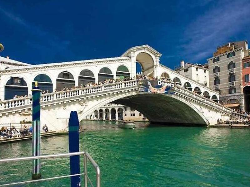 416A77DD5DAFE659FC32432F86B710B5