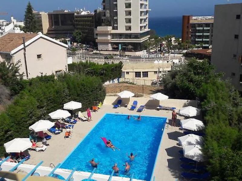 BB5CAE11E3BA1D6184C260AC74B275E6