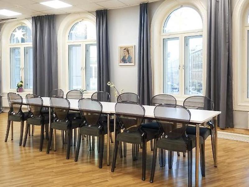 DB09DA2B7C04127EA69680A141FEBFD6