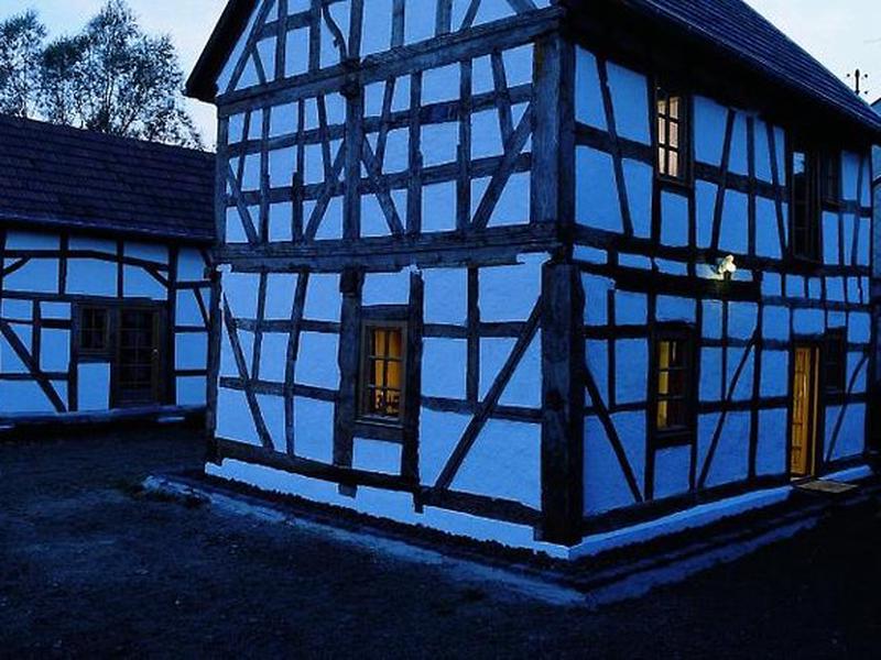 5E2CC6B39E2AA2969B907ADFD223C612