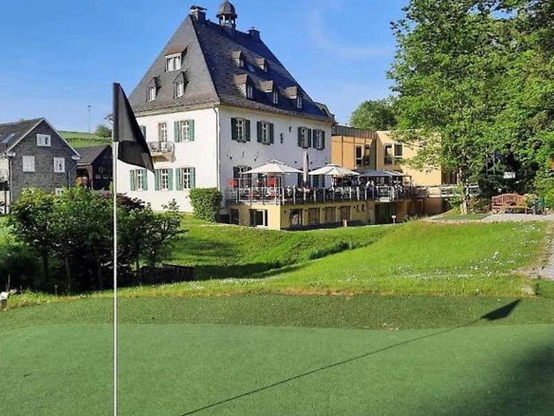 0AA73757C53BA4F0B982BF6F3E84D817