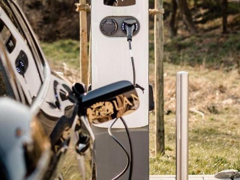 1E819CF9DAF58C1826846EF54EA23AEE