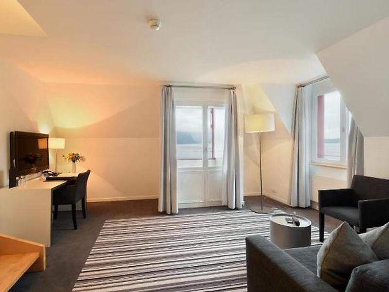 4B31E328AFCC1C1CB8C4B6165843860A