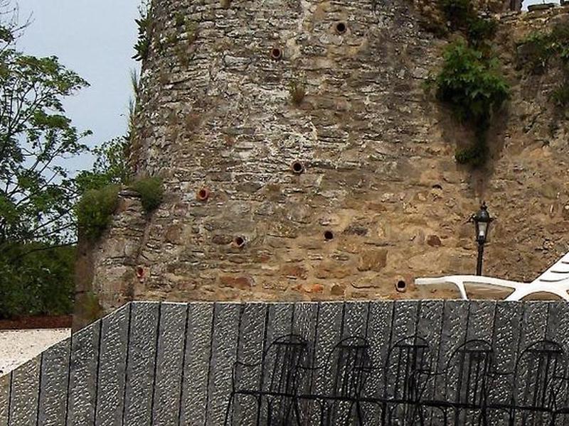 98ED4361FBE403E061A2AE2561E5798D