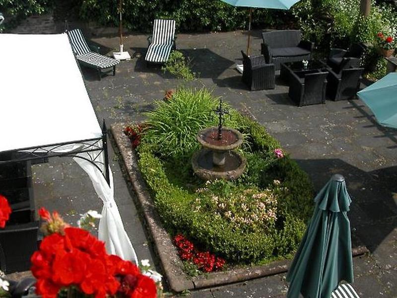 1A97A80DB365F7B3859A6341AECB35EF