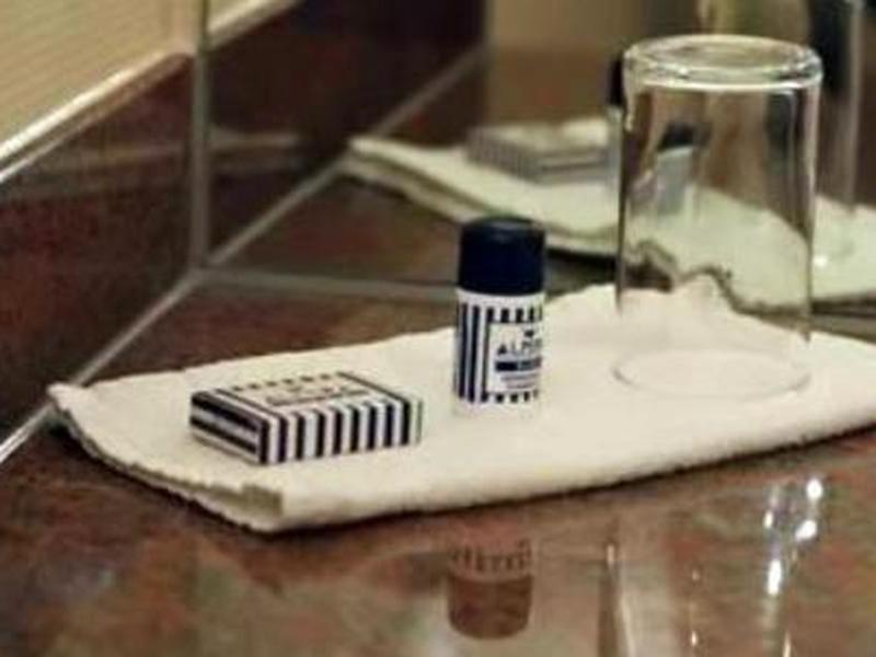 7F570F84EA3738EE62D31FFC013D9EE2