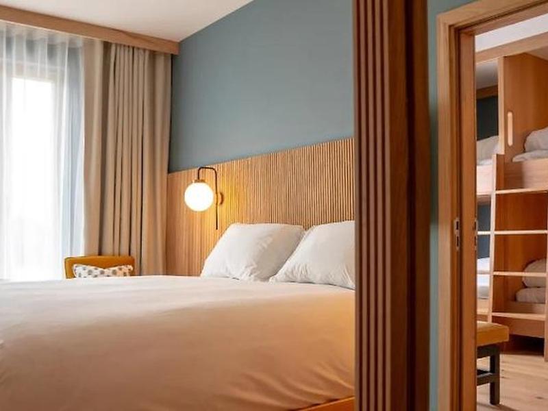 EACD61192AEA820C42BB173379D2DD75