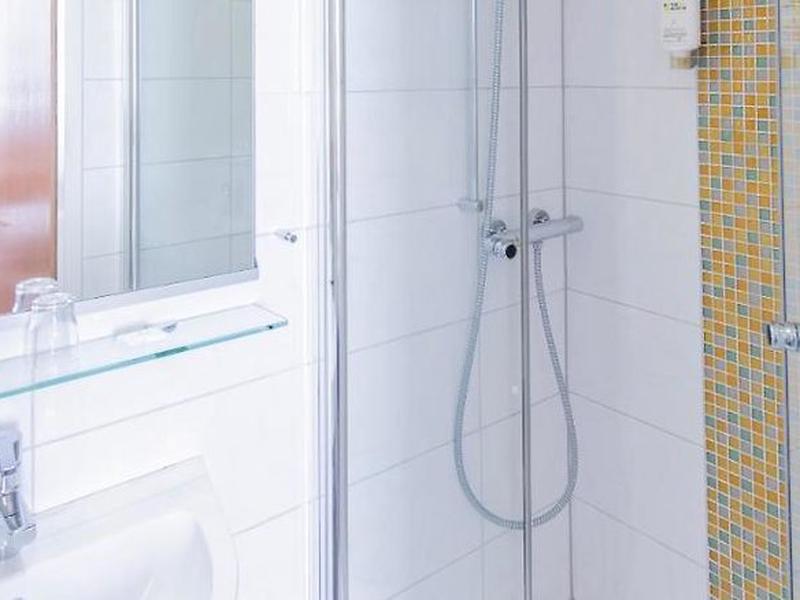 D514665F581F0AB2CA8592A3A250CA32