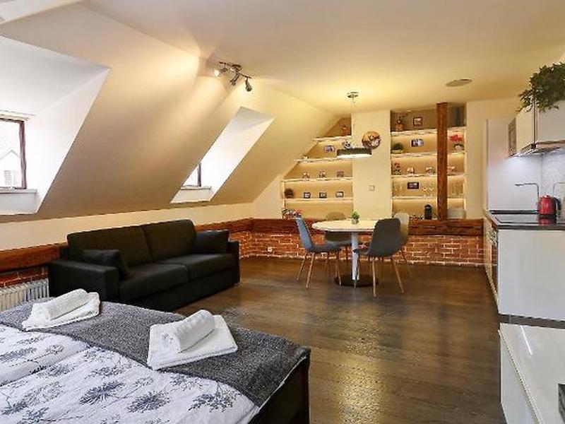 77A6C8F5B95BB963104C1CB475B08A56