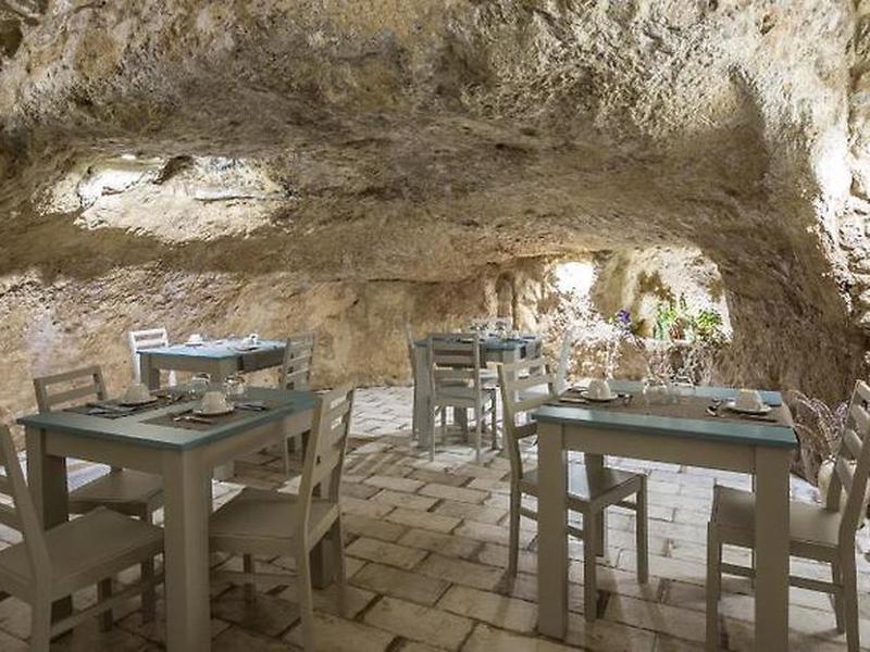 CC699CEC2FD28F9E2D7ED03C6B323BDD