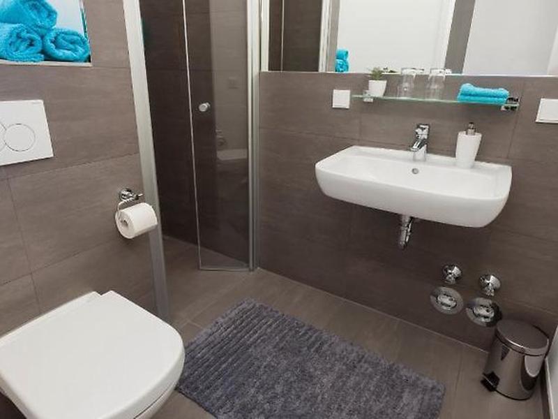 FC1A577F5599448D96B7A143B1EAA95C