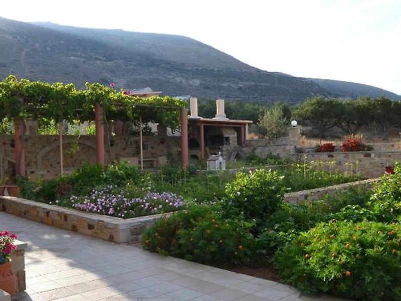 A46B3D371E54D771D82FA91027E1C347