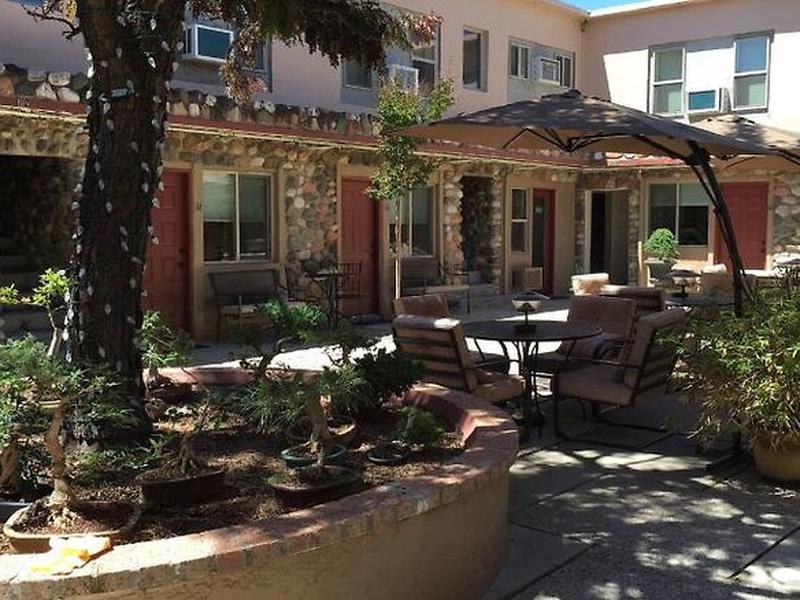 1808AC6EB44EA09056651105E40653B2