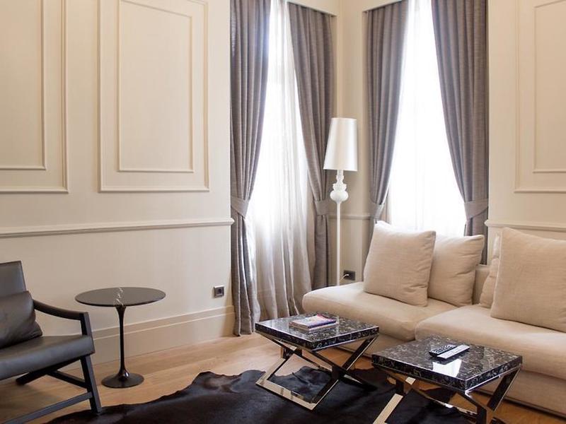 56686072815280727F1E82ED159B5701