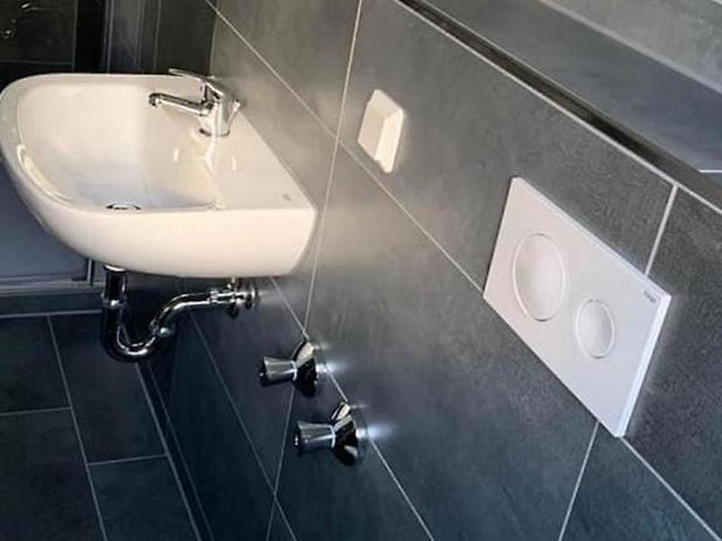 C9A4F54D8880F21E2E9DED07893CF9F4