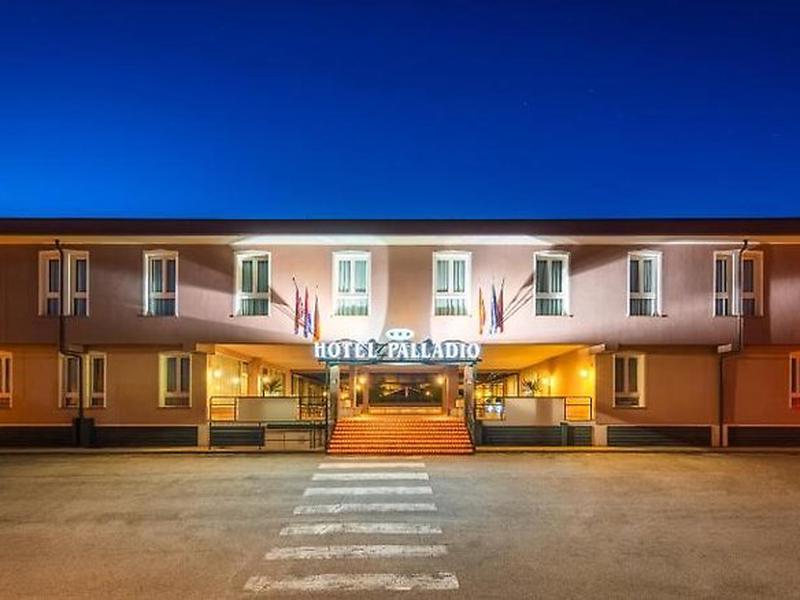 9058A3C9D1A3F0665F45EFB328190773