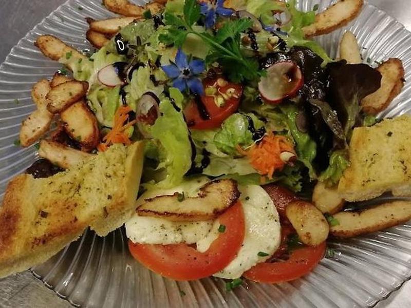 7BE559F483933A17F3B7062CEE8F35B8