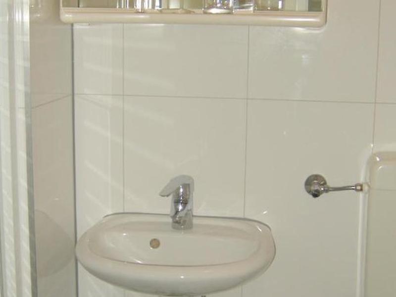 2283E148ACF0D9AA83AF05499784EAE6