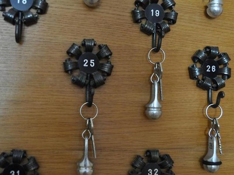 16A97079C310DBEB0A6A5D13B4CCA6CF