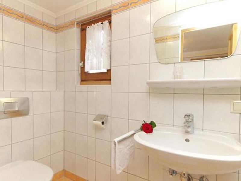 57ED7B54333A6C2CB9ECA26DDF39CC72