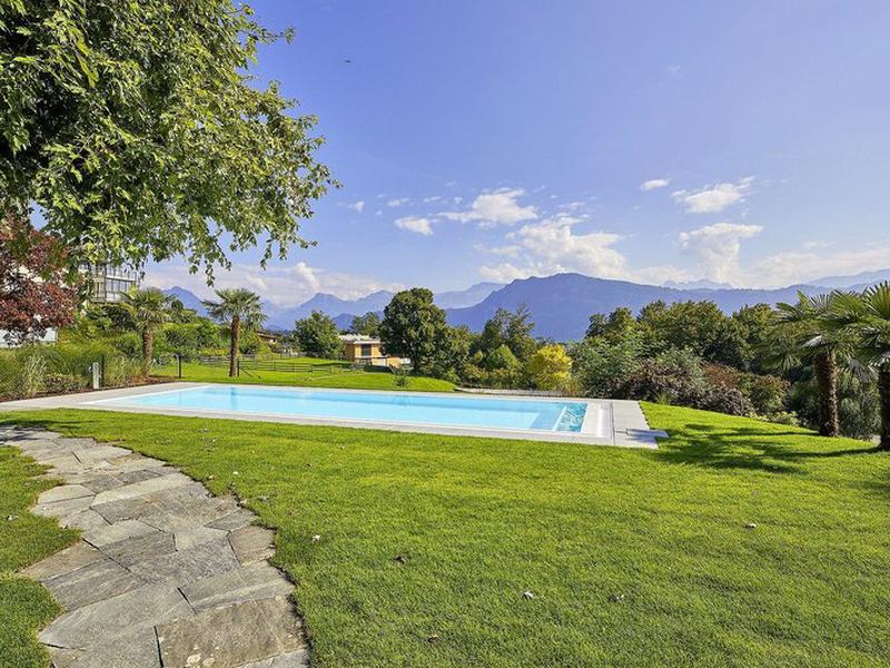 43657D07D8CE66A5D9B811EC1F17CDAB