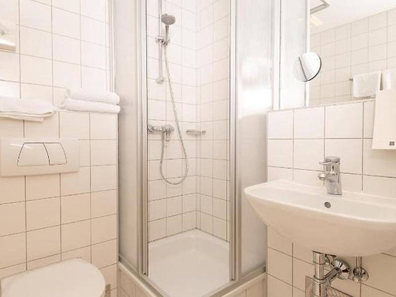 1465B6C7AEC2AEFBCC06B6E254A538C8