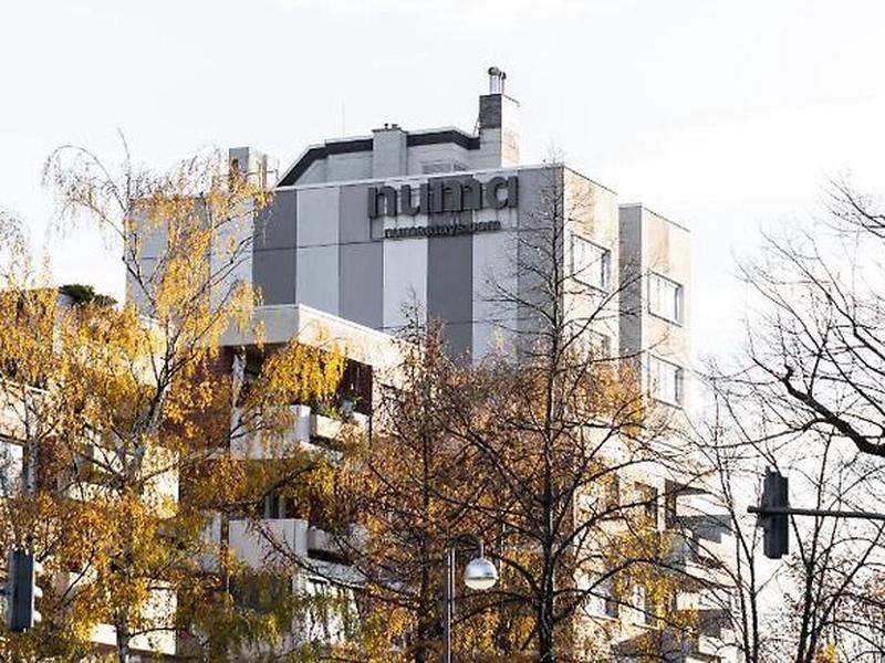 677B482255B9D67B6CC75D6CFF6173AD