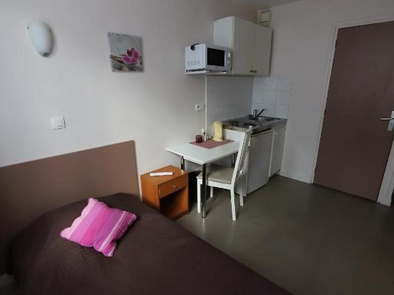 1DE946359068CE3C3DD02B175922961A