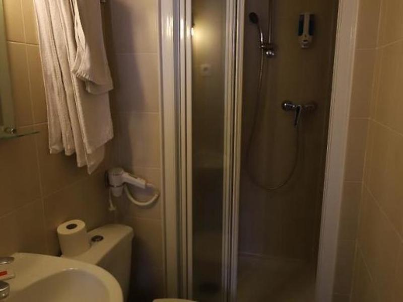 5C833E1F340A0C4B1893B7F2793F4705