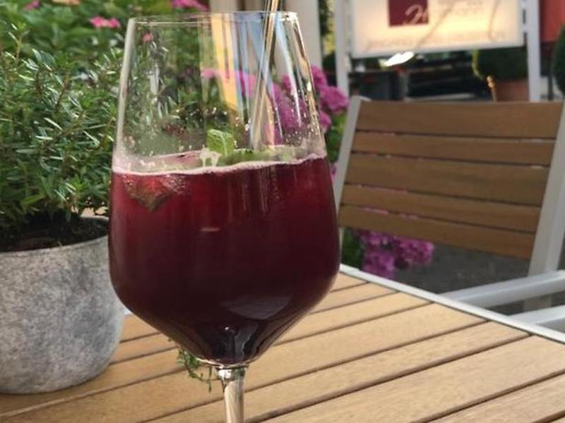 D9E7E01F92DA65A94F84DB3543B621DD